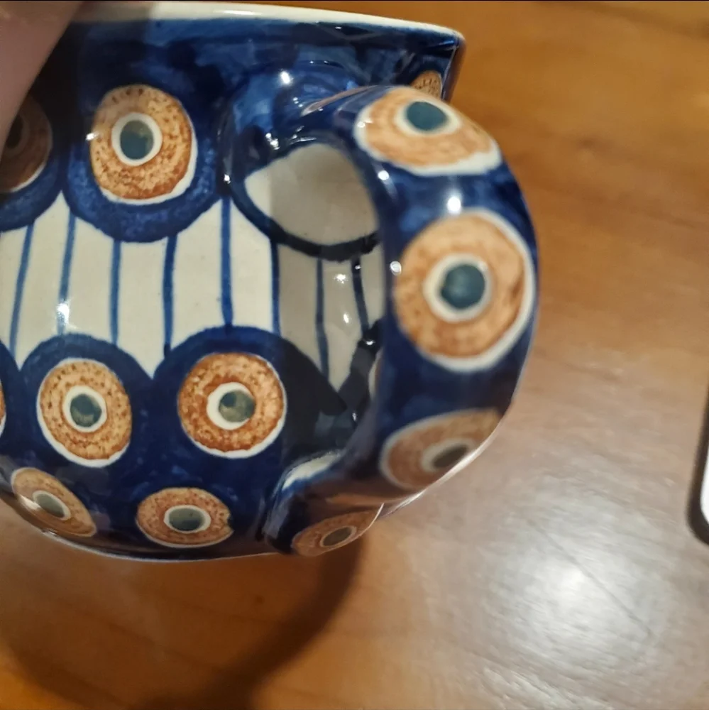Williams sonoma pitcher creamer